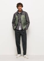muškarci isprano crno color block podstavljeni prsluk Pepe Jeans JZ8H840 - Slika 2