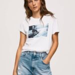 žene bijela majica s printom fotografija Pepe Jeans JZ8H429