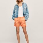 žene breskva kratke chino hlače uobičajenog kroja Pepe Jeans JZ8H522