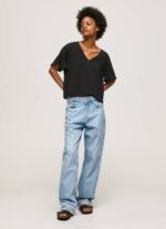 žene crno krep top s volanima na rukavima Pepe Jeans JZ8H365 - Slika 2