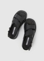 žene crno ljetne blok sandale na klin Pepe Jeans JZ8H651 - Slika 2