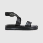 žene crno ljetne logy sandale na klin Pepe Jeans JZ8H652