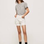žene crno prugasta majica s volanima Pepe Jeans JZ8H391