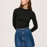 žene crno rebrasta majica dugih rukava Pepe Jeans JZ8H407