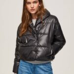 žene crno sjajna podstavljena jakna Pepe Jeans JZ8H123