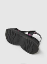 žene crno venus ace trek sandale Pepe Jeans JZ8H687 - Slika 5