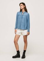 žene plava košulja uobičajenog kroja s mao ovratnikom Pepe Jeans JZ8H351 - Slika 2