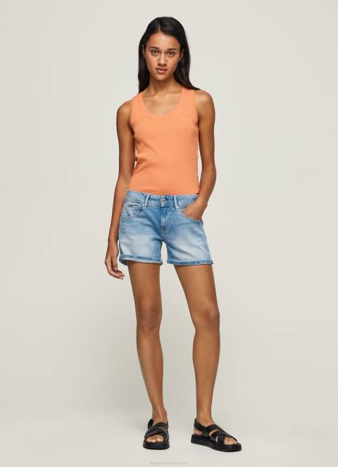 zene_traper_kratke_traper_hlace_regularnog_kroja_pepe_jeans_jz8h514.jpg žene traper kratke traper hlače regularnog kroja Pepe Jeans JZ8H514 - Slika 1